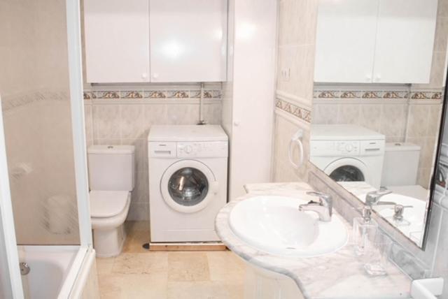 Apartamento Rio Mar Marbella Esterno foto